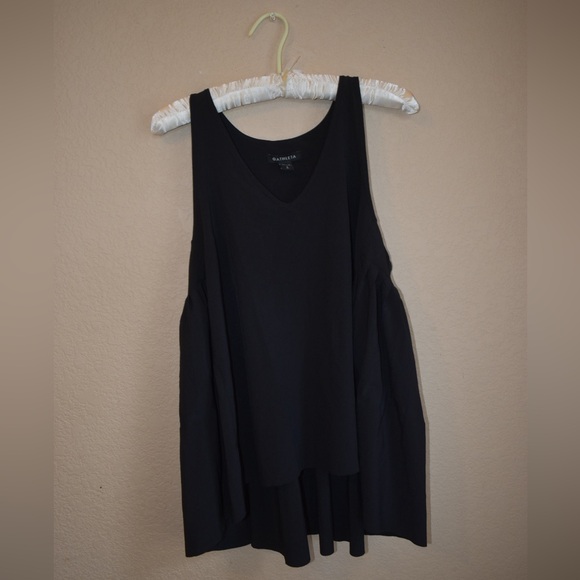 ATHLETA Swing Forward Pleated Tank, Black, L - Picture 10 of 12